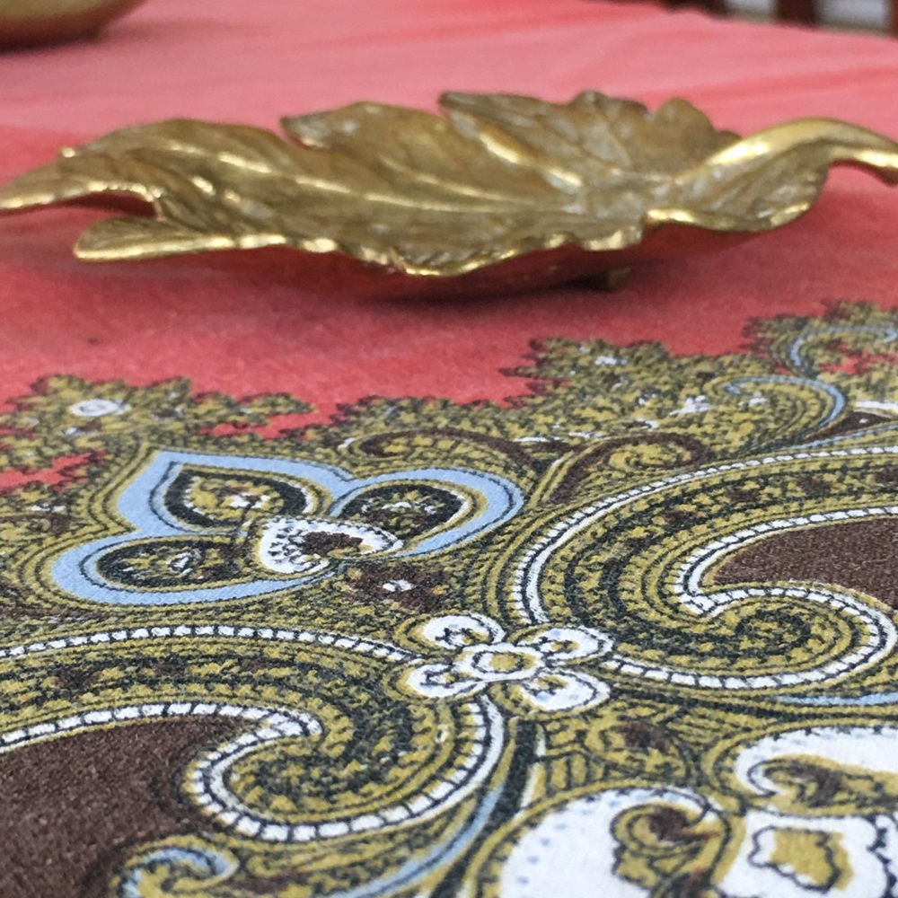 Virginia metal crafter brass chrysanthemum ashtray - Picture 4 of 4